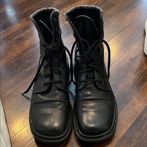 Doc Dr Martens The Original AIRWAIR Black Leather Combat Boots Men UK7/US/8